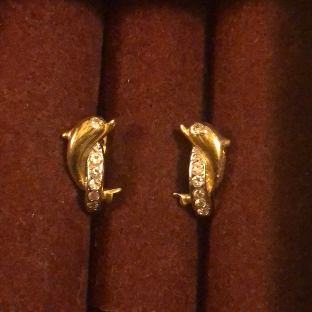 VINTAGE 14K GOLD w/REAL DIAMONDS-dolphin EARRINGS